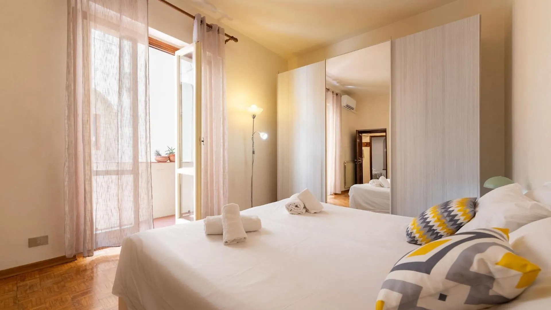 Keys Of Italy - Maggio 48 -Family Apartment Nearby Pitti Palace Firenze Olaszország